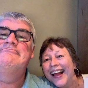 Meet your Posher, Leslie